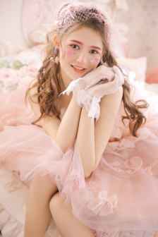 禁忌女孩在线观看第1季